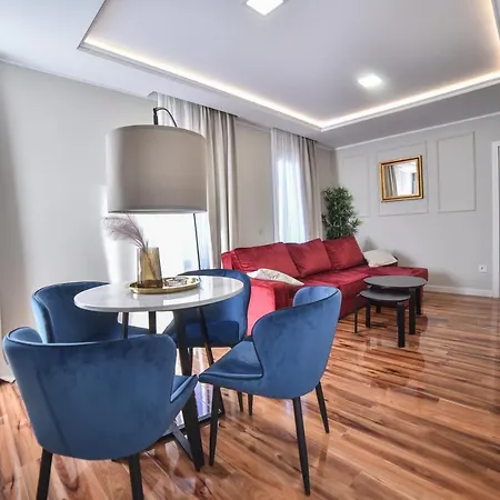 Centar * 兹拉蒂博尔