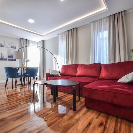 Centar 兹拉蒂博尔