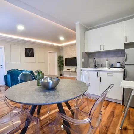 Centar 公寓 兹拉蒂博尔